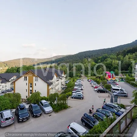 Czarna Gora Liv 公寓